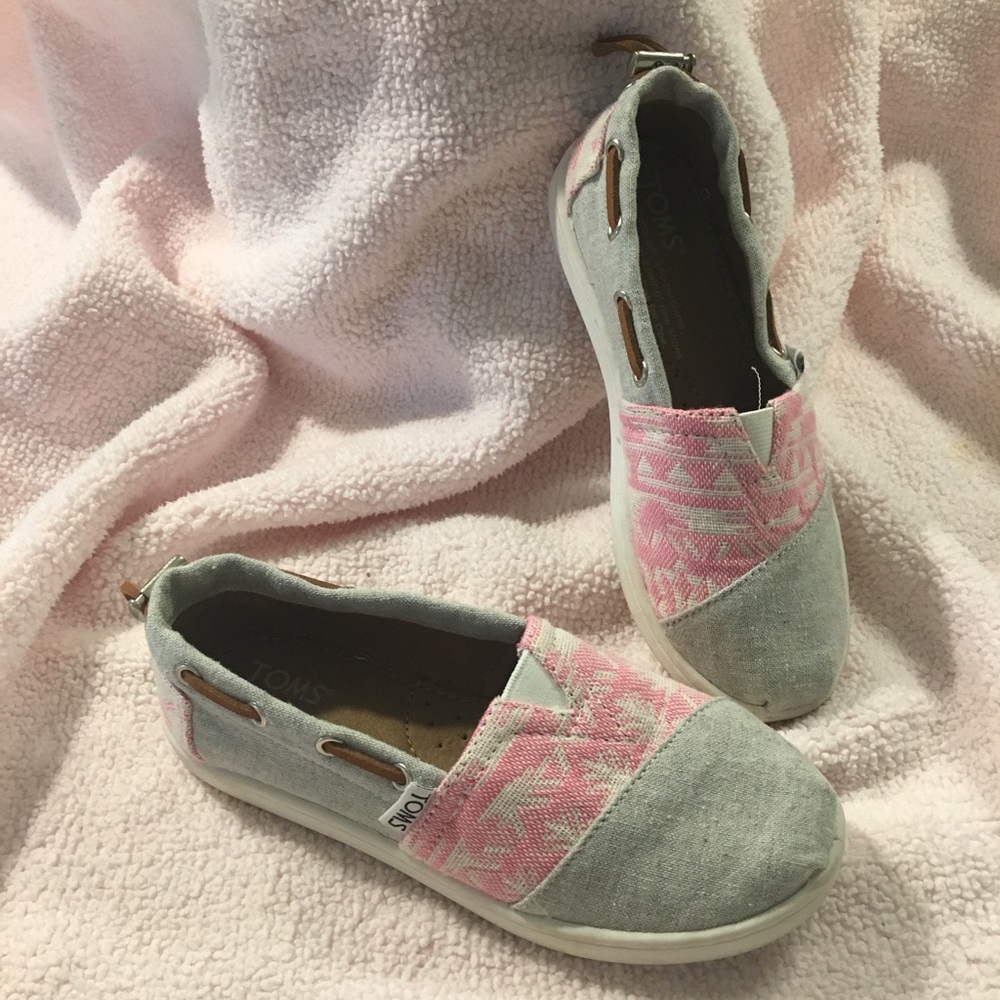 Toms girls shoes size 12